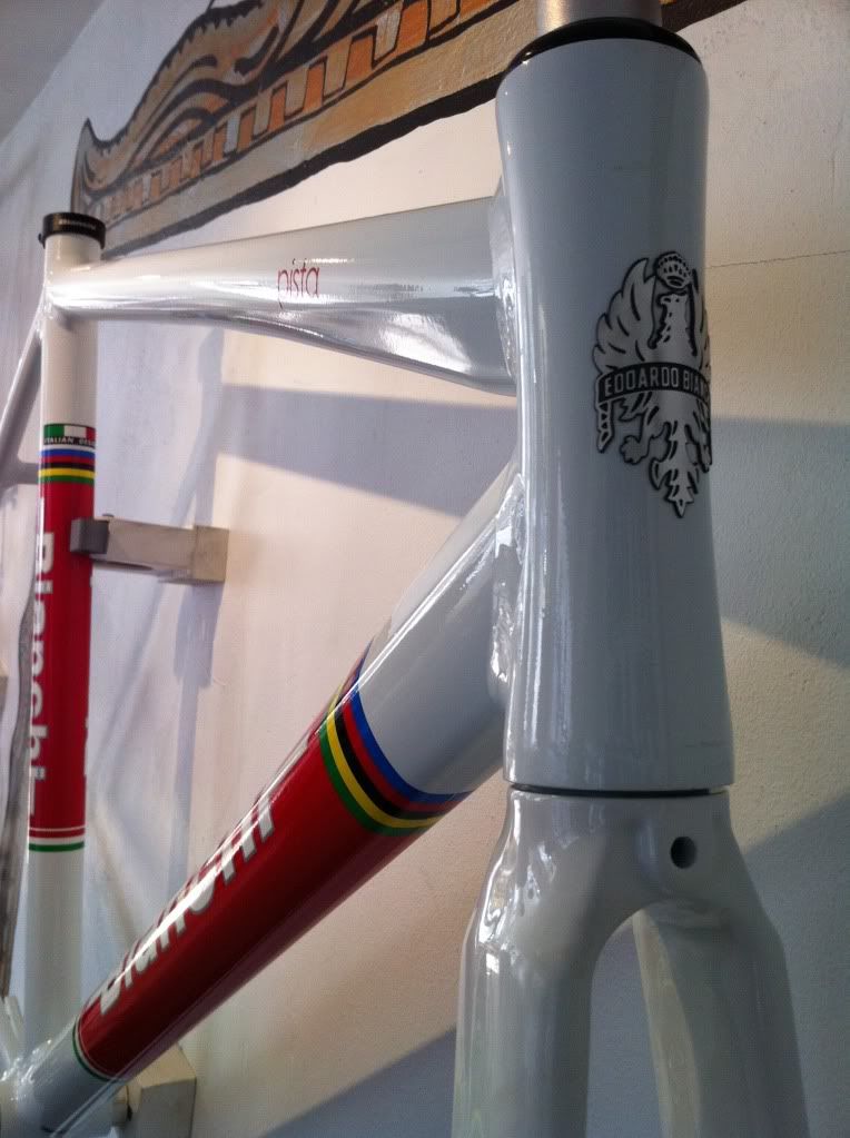 undefined Bianchi Oista 2011